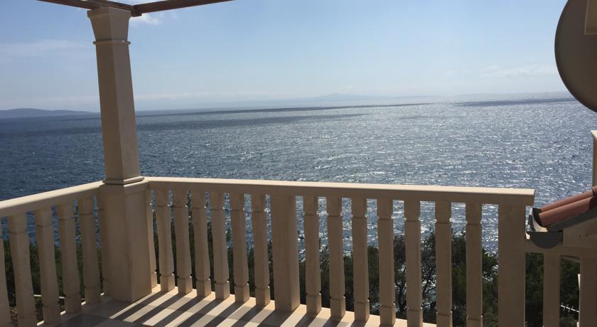 Apartment Elvira Sveta Nedelja (Hvar)