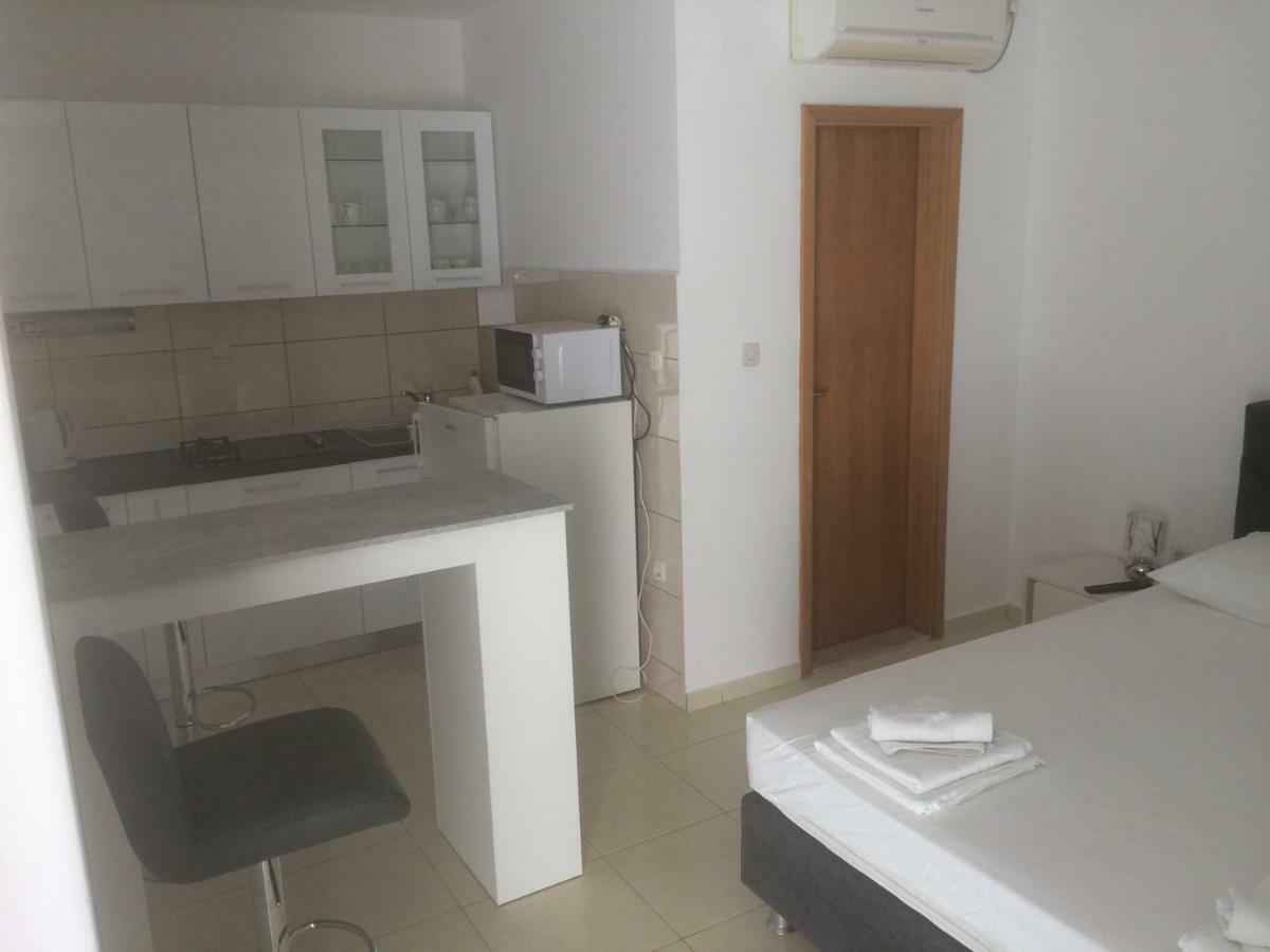 Elvira Apartman Sveta Nedelja (Hvar)
